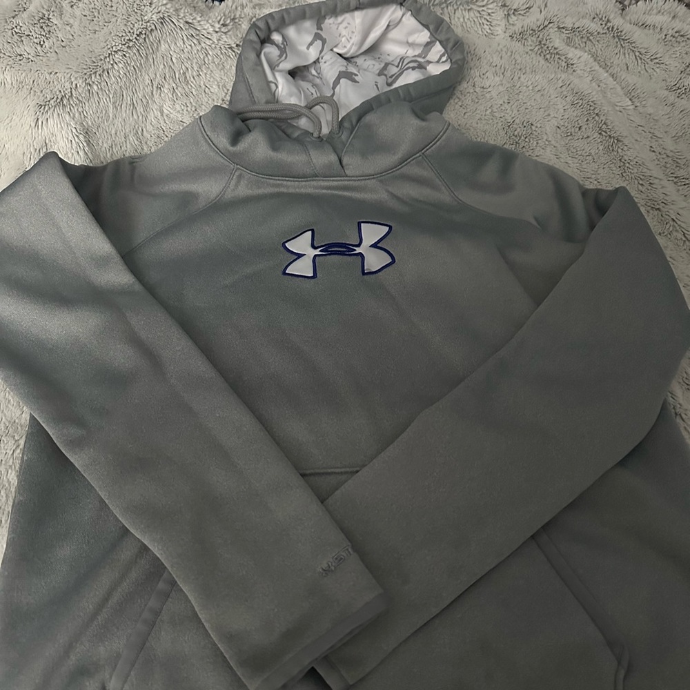 Under Armour Storm Youth Pullover Hoodie with Loose Bottom